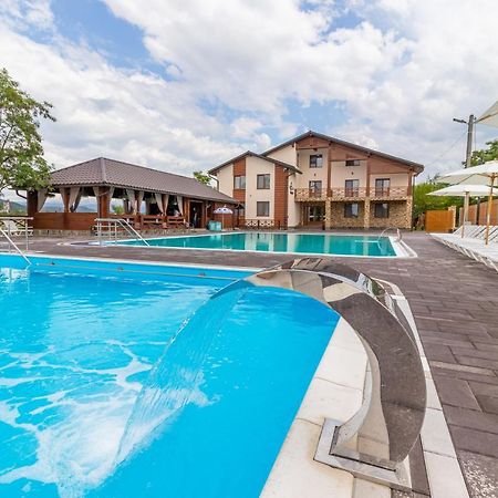 Sofion Hotel&Resort Solotvyno Eksteriør billede