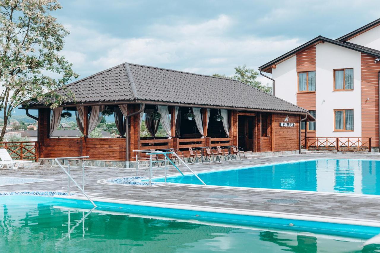 Sofion Hotel&Resort Solotvyno Eksteriør billede