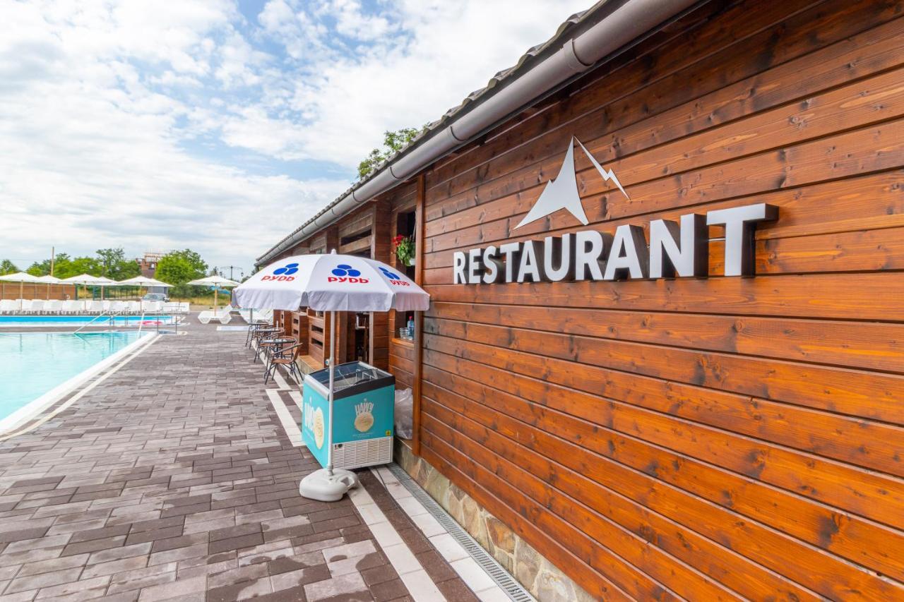 Sofion Hotel&Resort Solotvyno Eksteriør billede