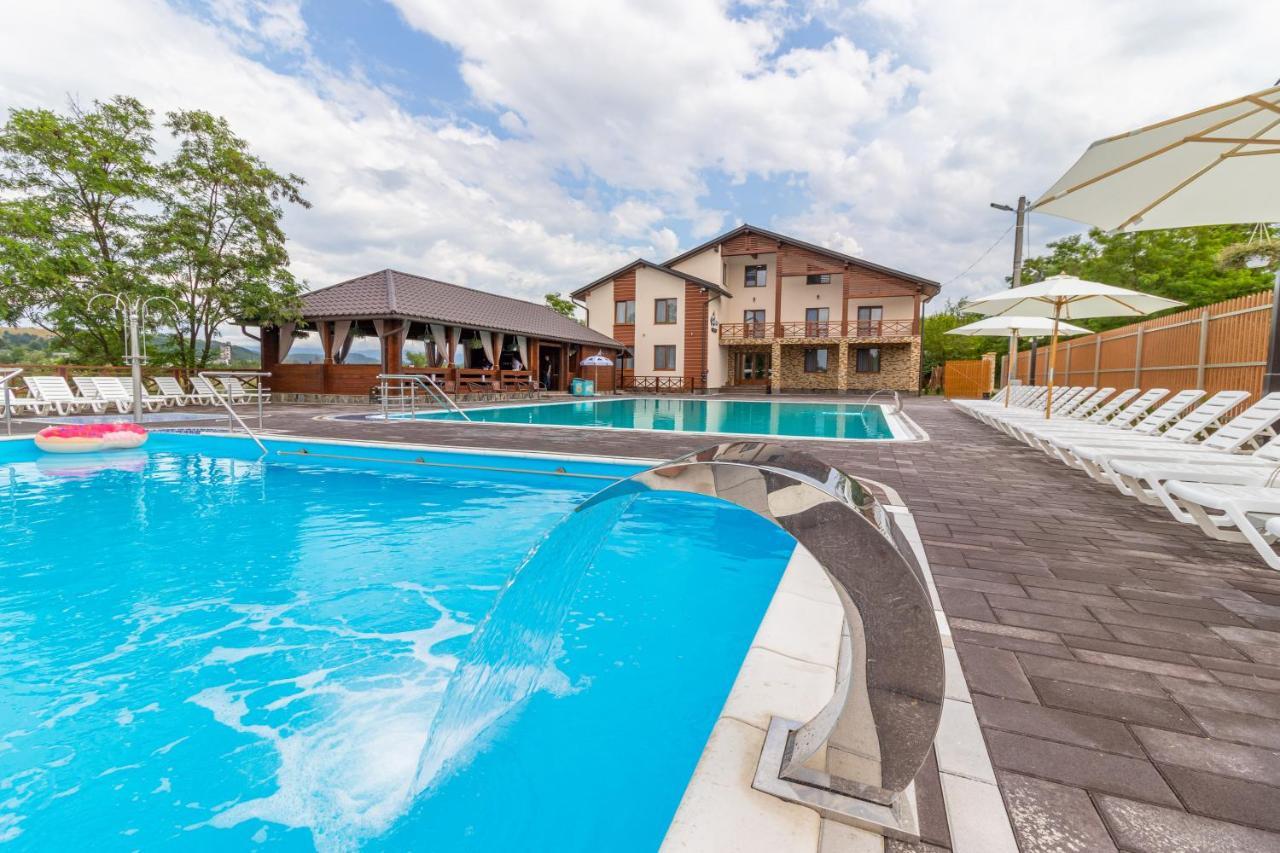 Sofion Hotel&Resort Solotvyno Eksteriør billede